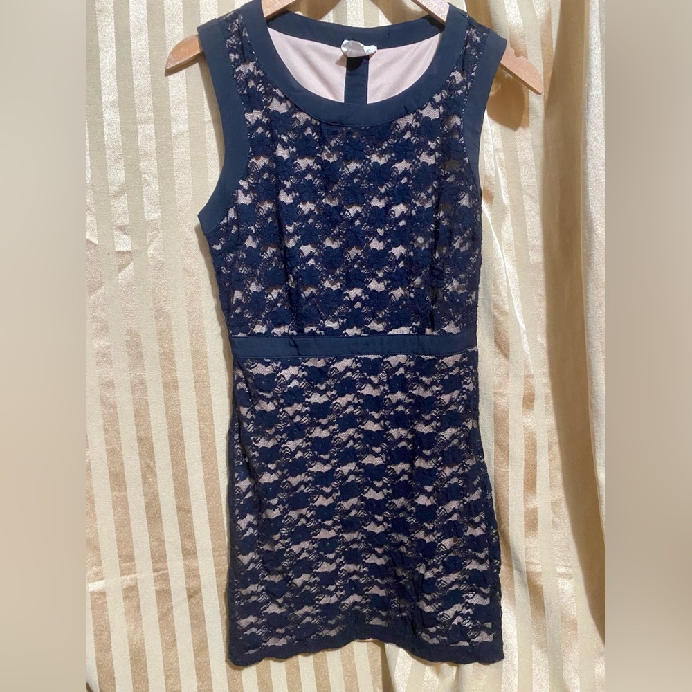 ONE CLOTHING MEDIUM